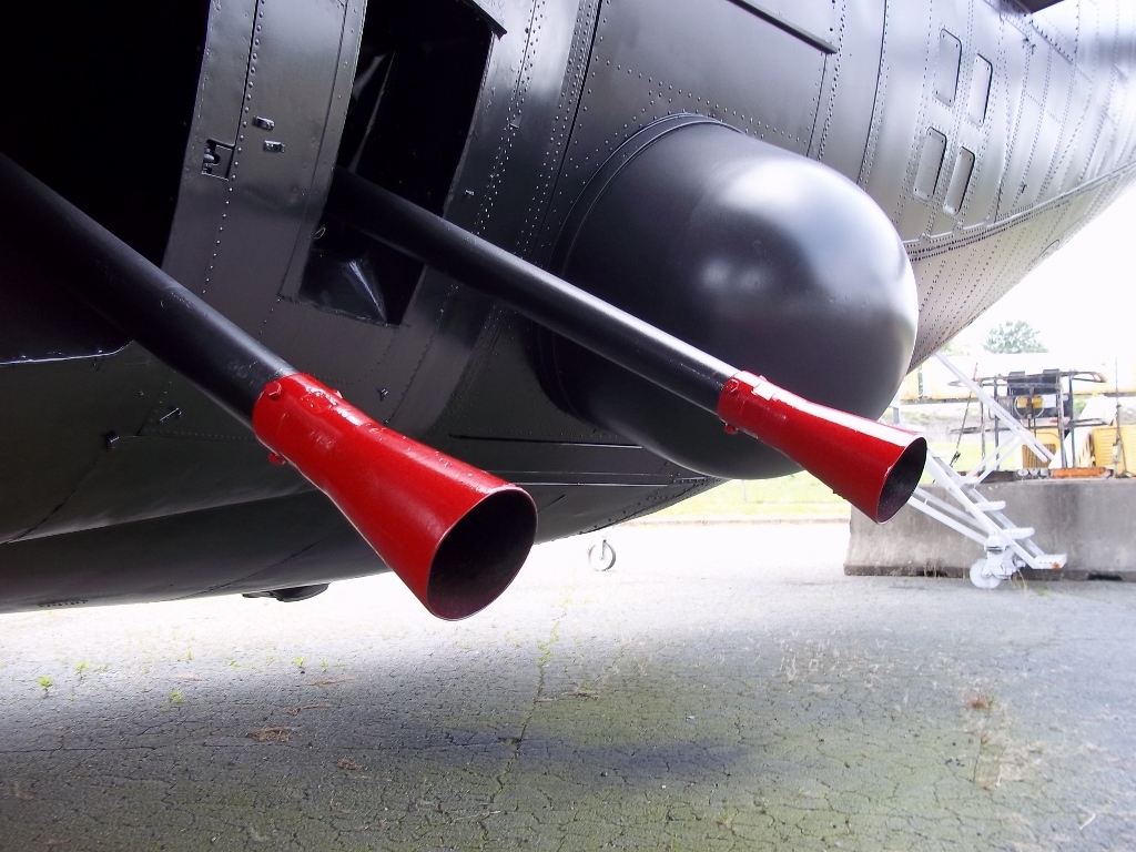 Painting the GhostRider 6-9-15 010 (1024x768).jpg