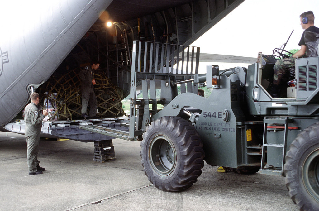 Question Regarding K Loaders And Forklifts C 130 Technical C 130 Hercules Net The Internet S 1 C 130 Resource